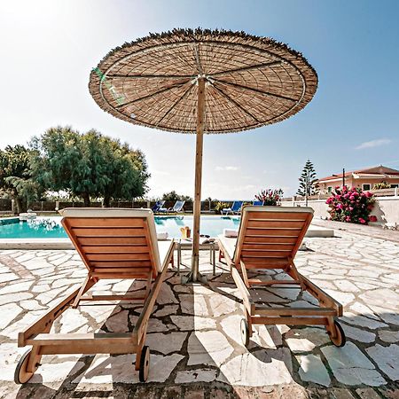 Skidi Beach House Agios Matthaios  Luaran gambar