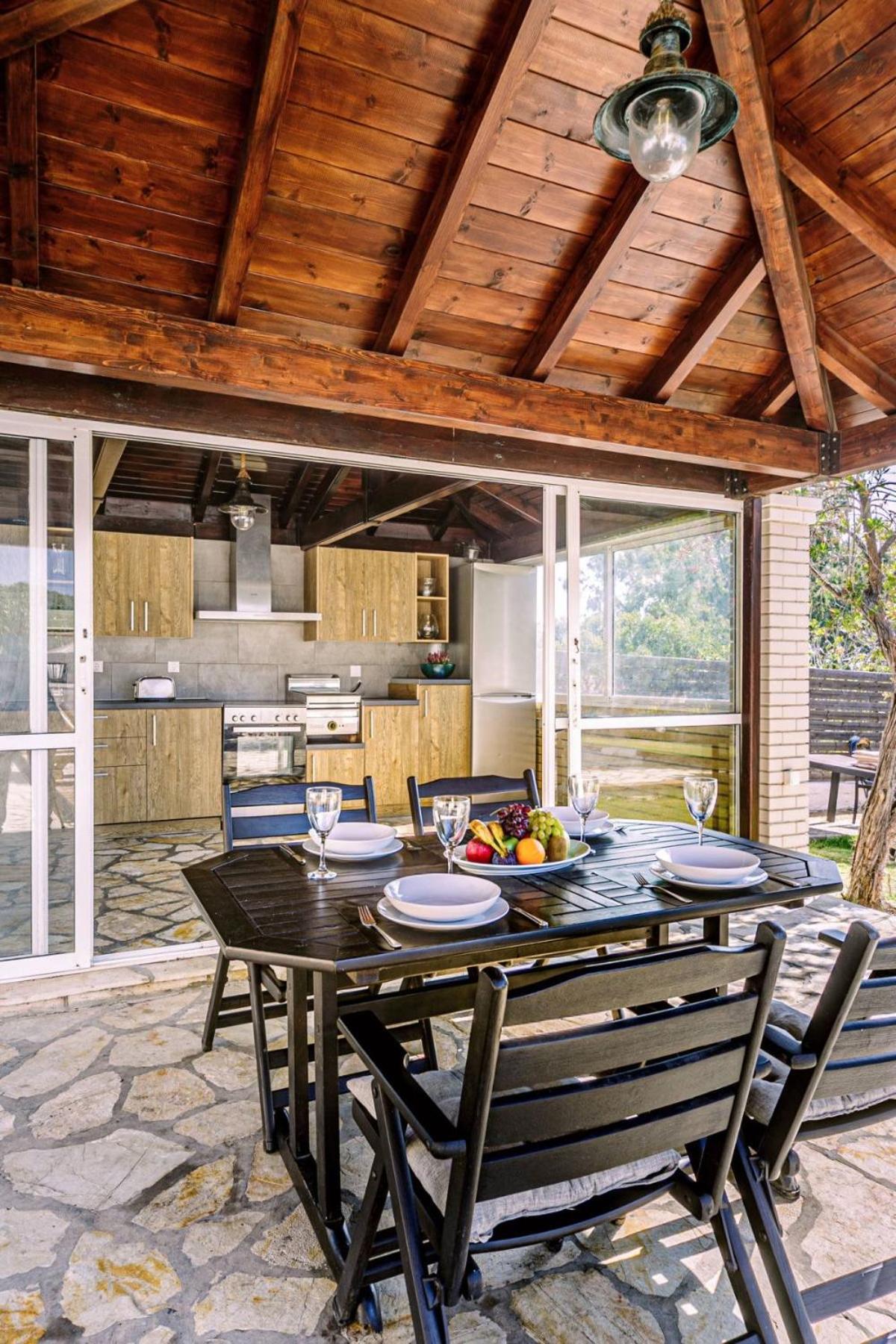 Skidi Beach House Agios Matthaios  Luaran gambar