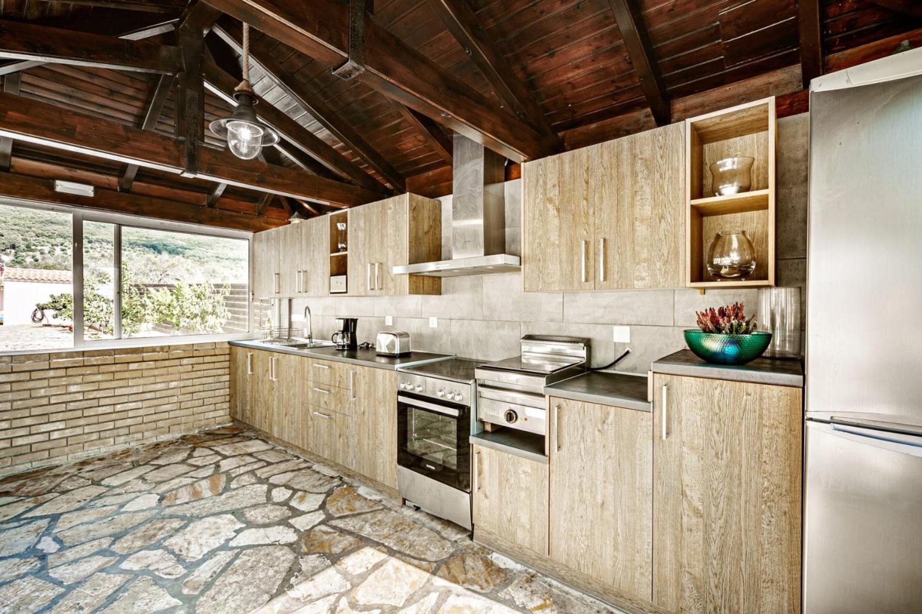Skidi Beach House Agios Matthaios  Luaran gambar